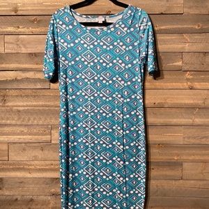 Size M Lularoe Julia Dress